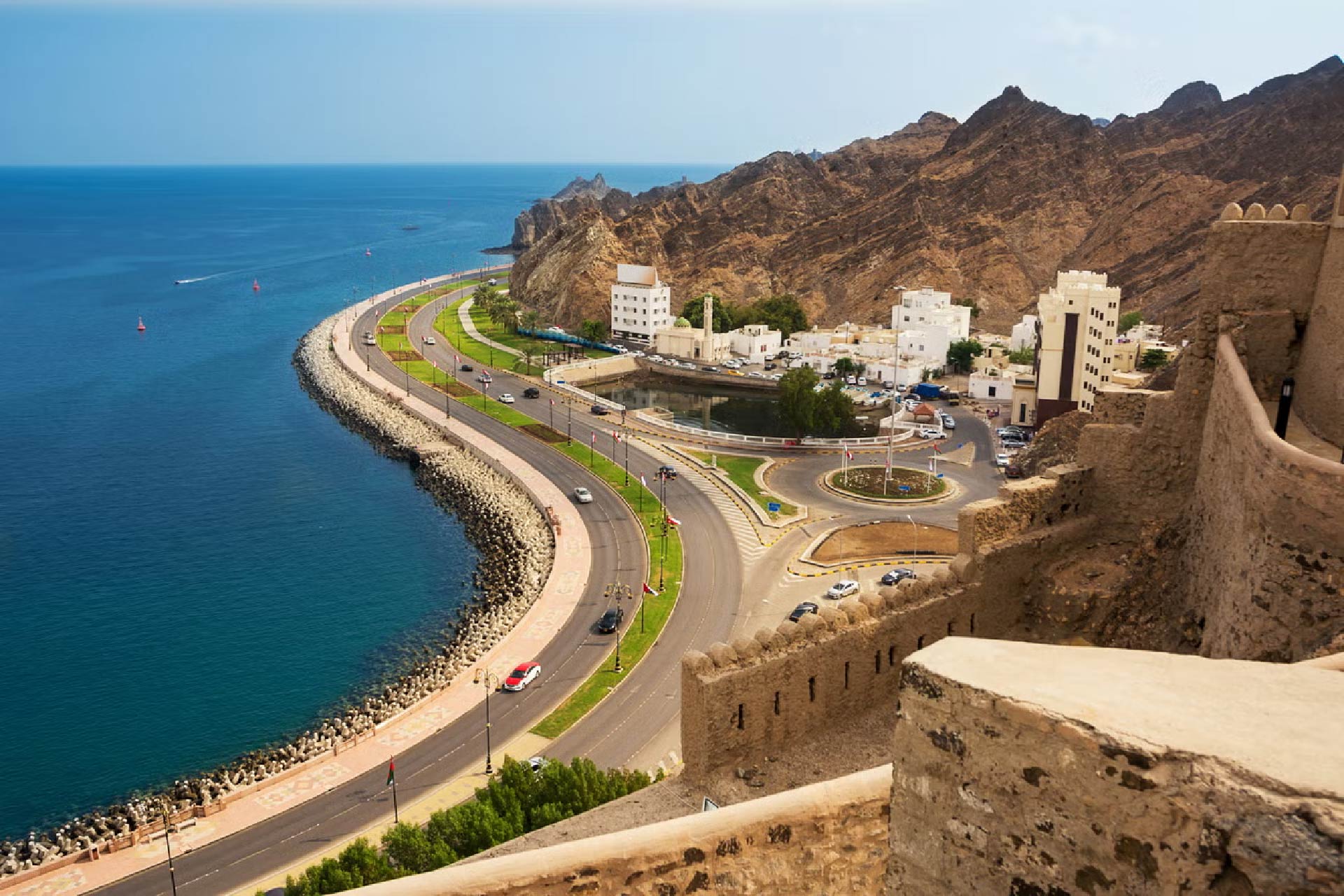 EXPLORE OMAN GEOLOGY 13 Nights-14 Days Muscat, Radiolarites, Sands & Desert, Salt Dome, Hajar Mountains, Fossilised Moho, Al Hamra, Jebel Shams & Pillow Lava