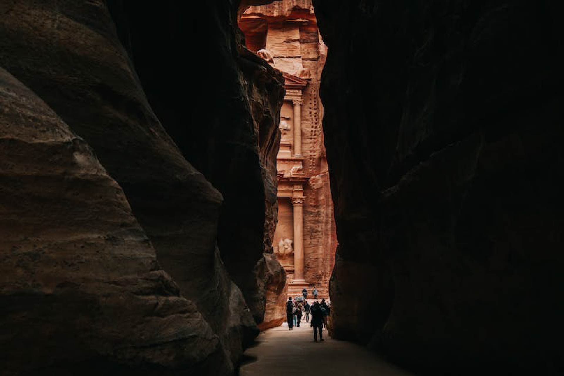 Jordan Tour 04 Nights-05 Days Amman, Madaba, Mt. Nebo, Kerak, Petra, Wadi Rum & Dead Sea (Petra Moon Hotel 4-Stars)